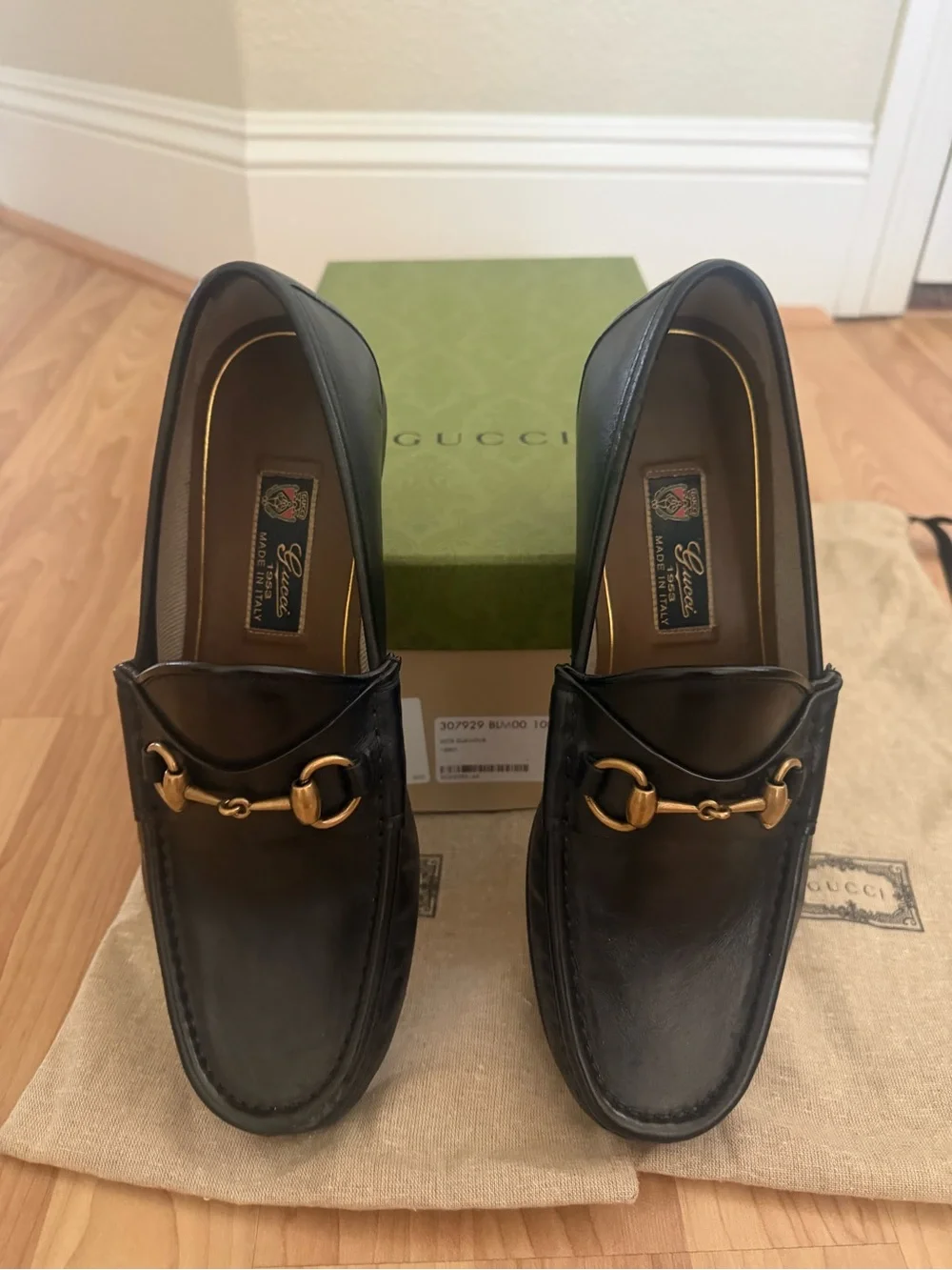 Gucci Men’s Black Leather Horsebit Loafers